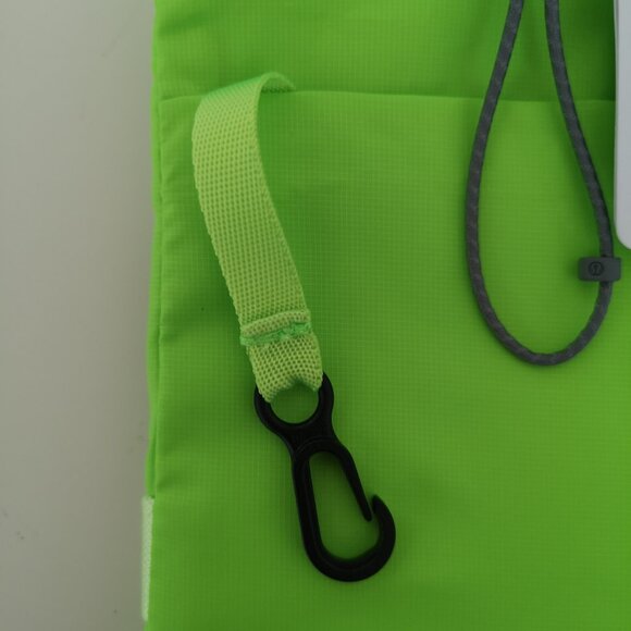 2 x NWT LULULEMON SEAWHEEZE ABTH Neon Green Play Forward Crossbody Bag 4.1"x7.8" - Picture 5 of 9